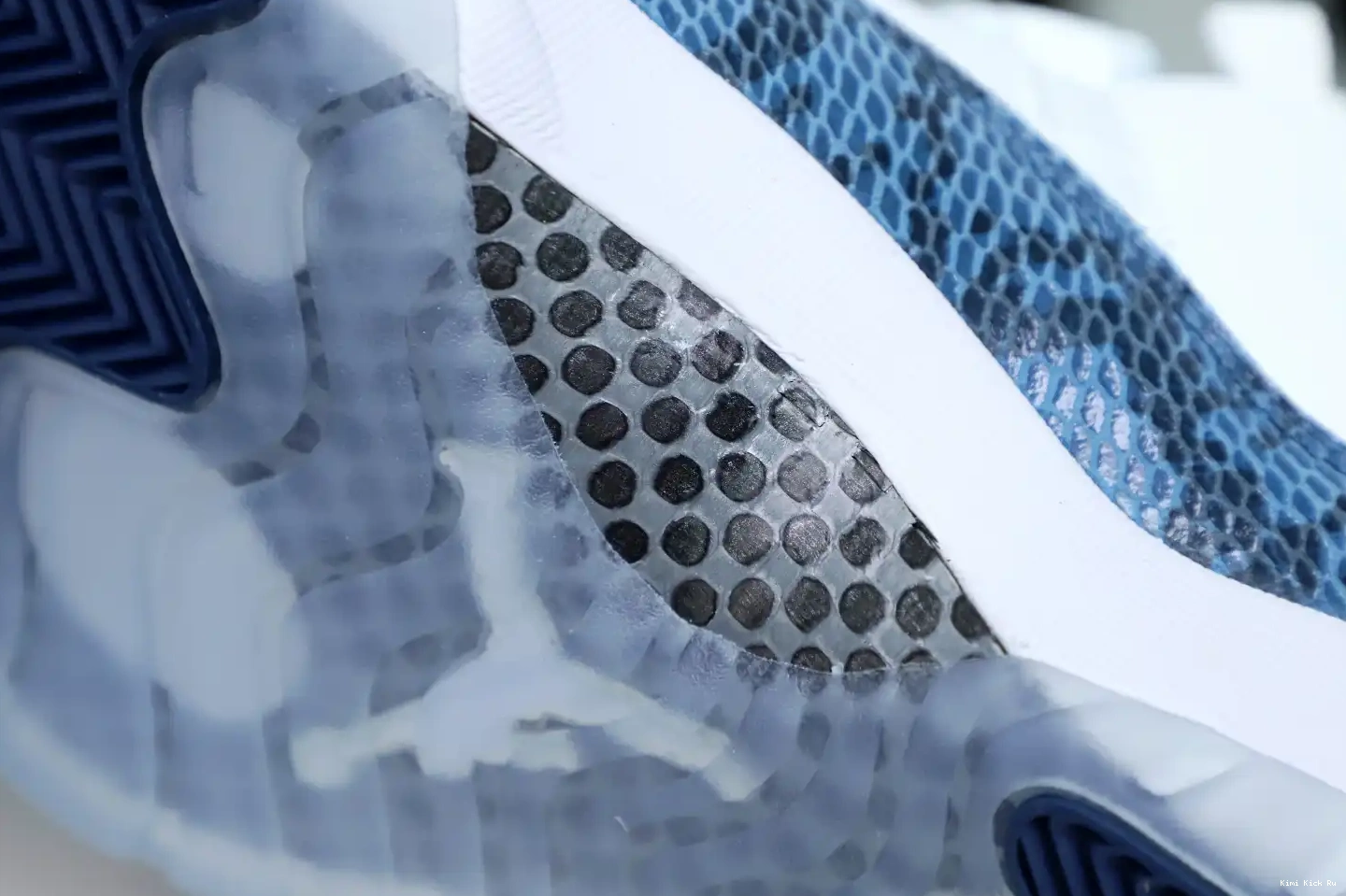 Kimikick Air Jordan snakeskin” 11 Jordan “navy 0615